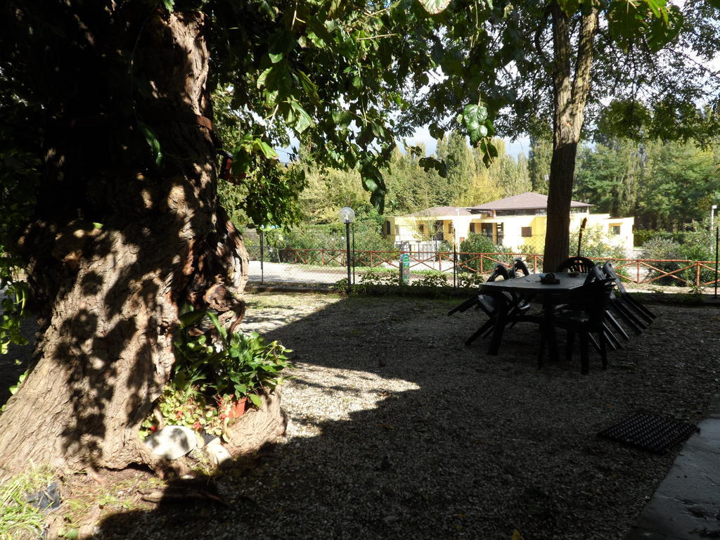 Mola Solis Hotel Civitella dʼAgliano Esterno foto