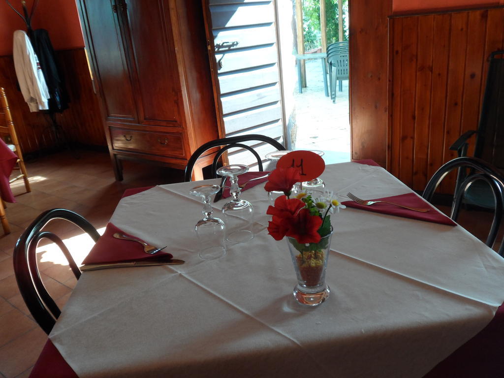 Mola Solis Hotel Civitella dʼAgliano Esterno foto